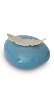 Handgemaakte baby urn 'Veertje' blauw