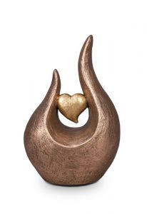 Keramische kunst urn 'Eeuwige vlam' met hartje